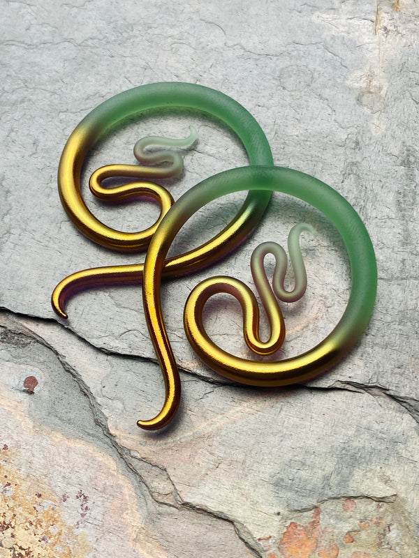 Gold Tipped Frosted Emerald | Small Nika Moons | 10G - 00G