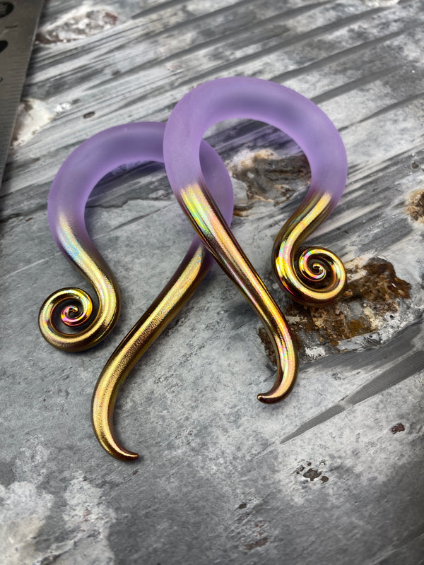 Matte Purple Rain - Oil Slick Gold Tips | Leo Hoops | 10G - 1/2”